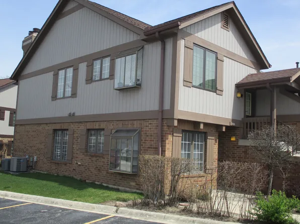 7826 W Arquilla Dr #1, Palos Heights, IL 60463