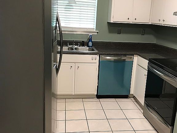 2nd image of 925 Cleveland St Unit 147
