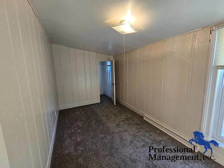 312 Wyoming Ave — Photo 3