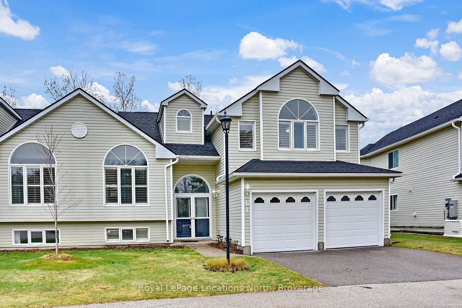 61 Barker Blvd