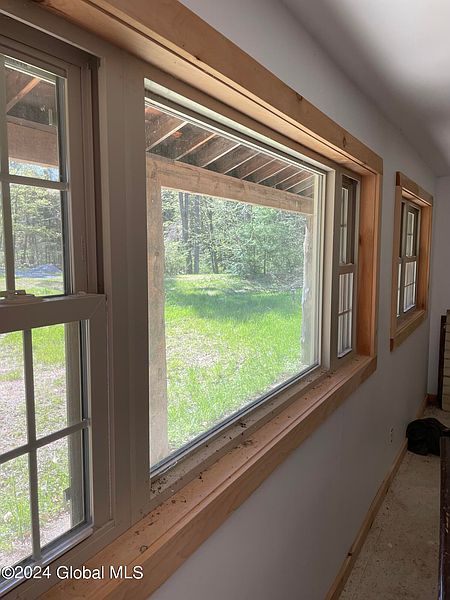 3rd image of 746a Howe Road