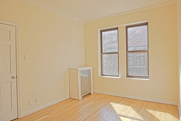 Rented by Compass | media 13