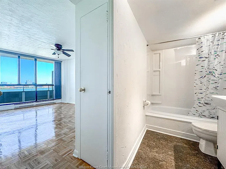 111 Riverside Dr E #1116 — Photo 9