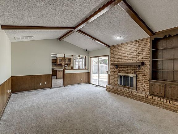 3rd image of 5201 SE 53rd St
