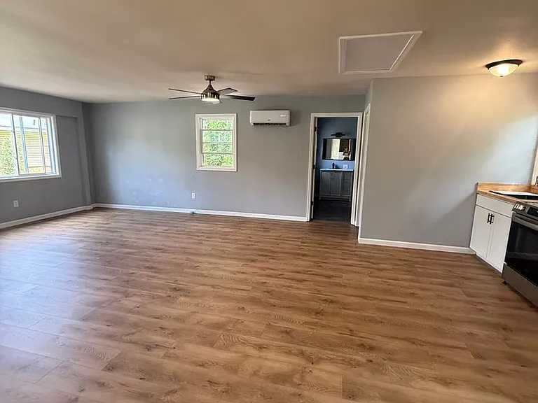 1022 Givens Rd — Photo 4