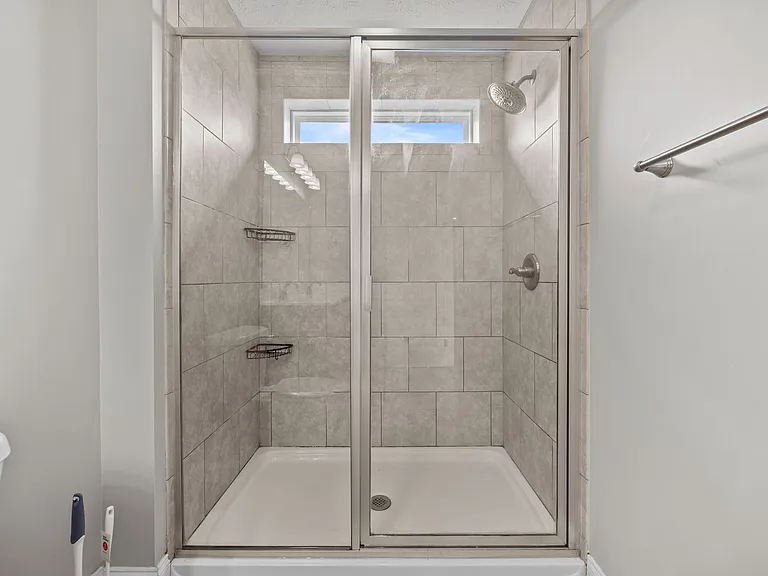123 Lightwater Dr — Photo 16