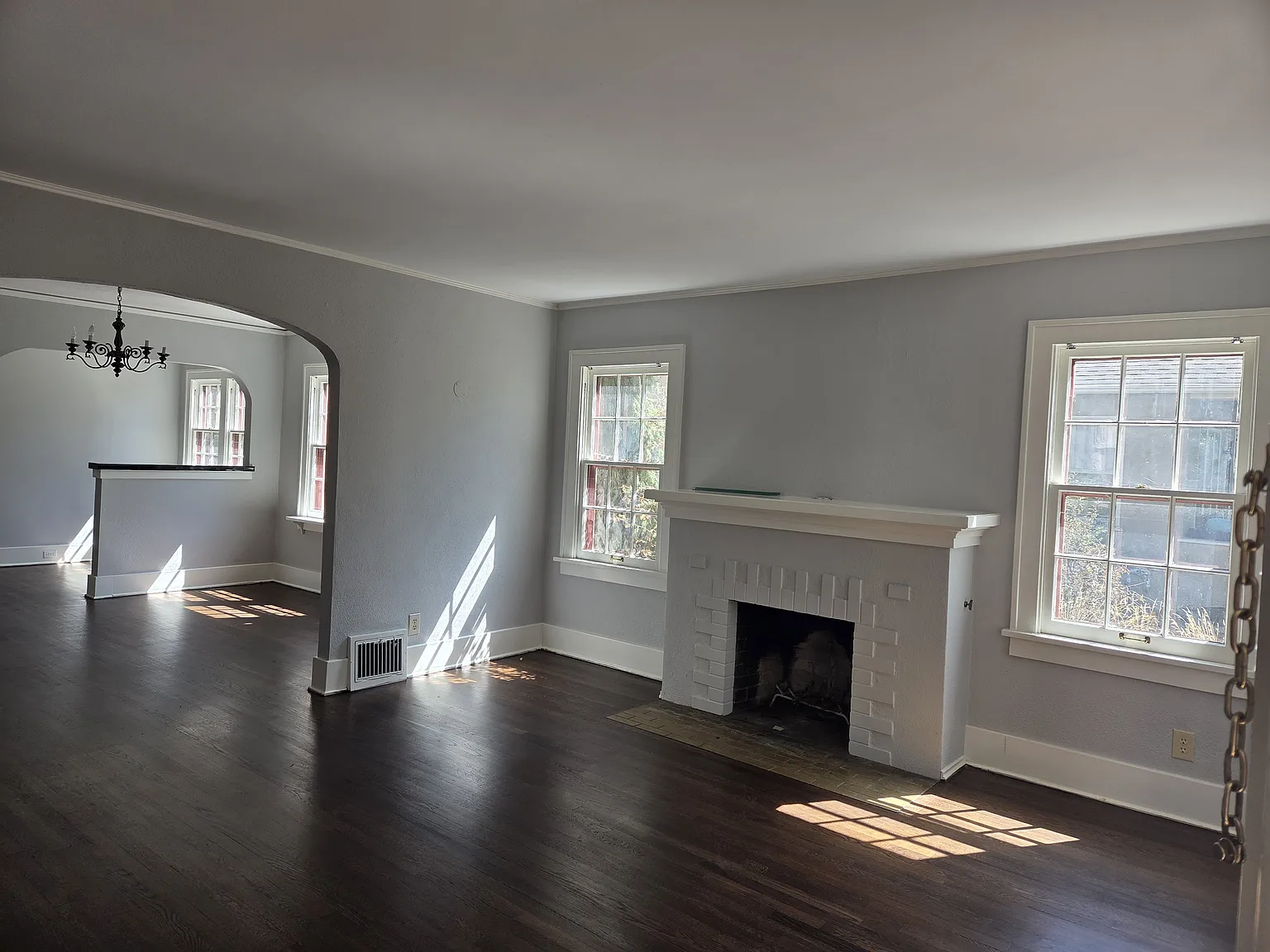 2 bed, 1830 sqft, $3,150 — Photo 2