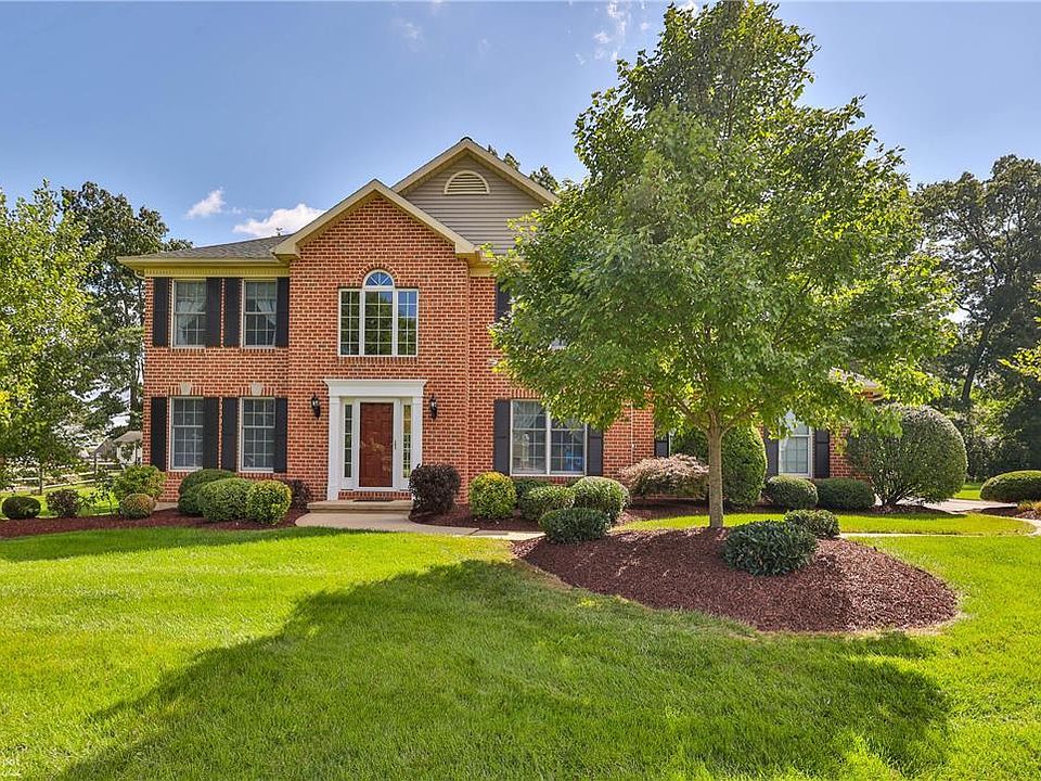 1st image of 4569 Meadow Dr