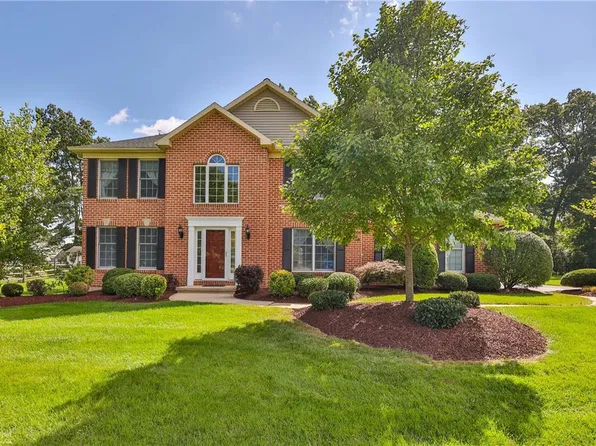 4569 Meadow Dr, Nazareth, PA 18064