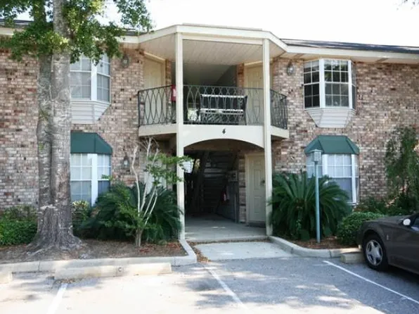 222 Weis Ln, Pensacola, FL 32507