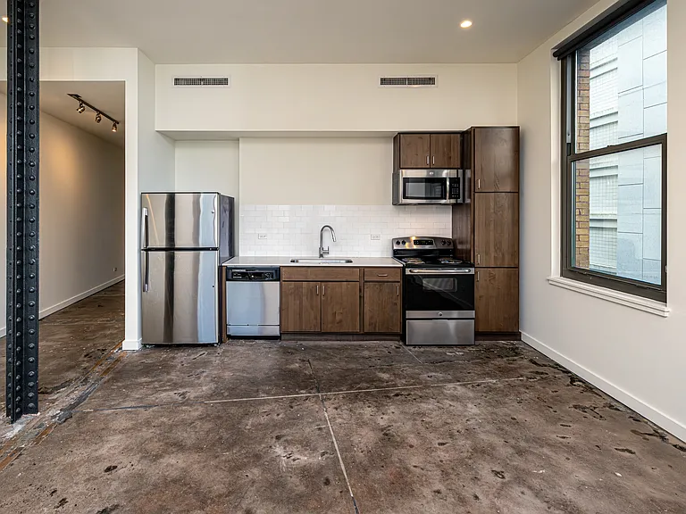 Livingroom/Kitchen