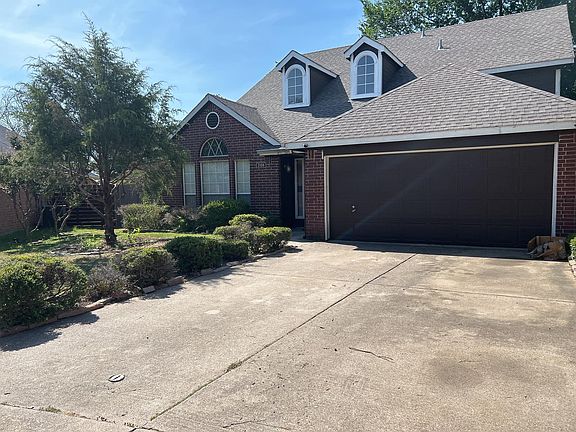 3rd image of 2128 Coral Ct