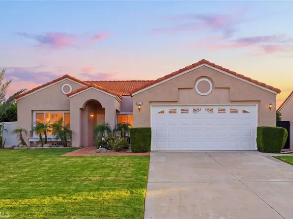 2813 W Buena Vista Dr, Rialto, CA 92377