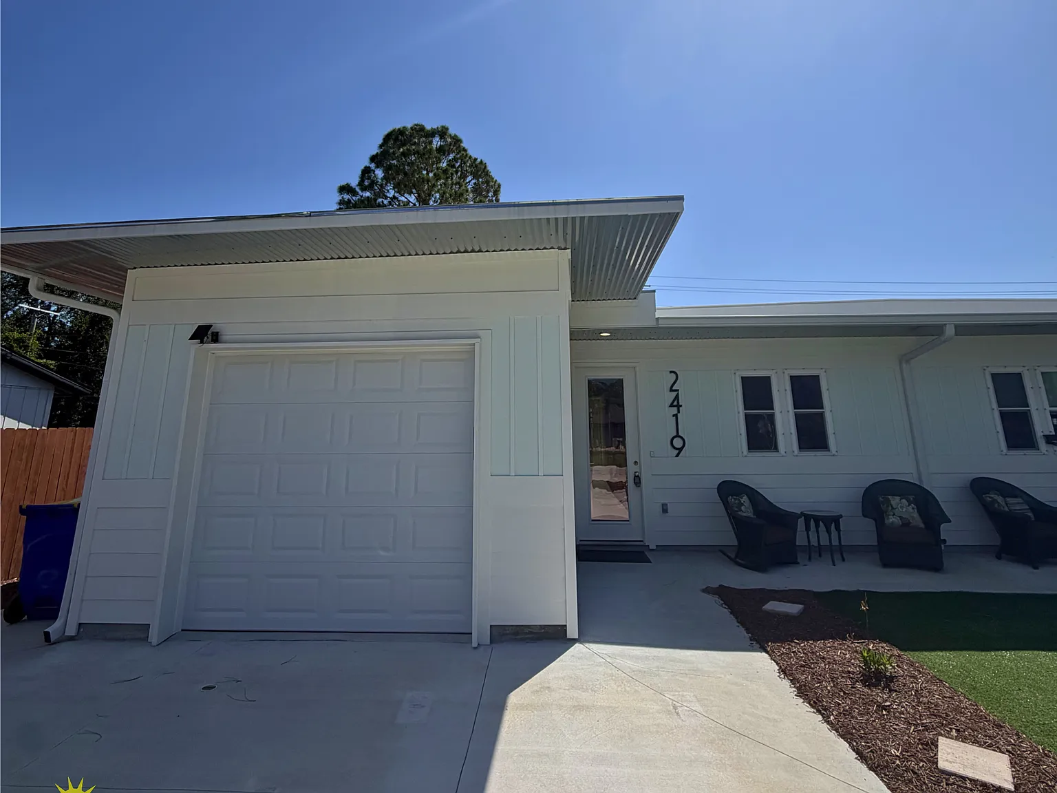 3 bed, 2.0 bath, $2,150 — Photo 1