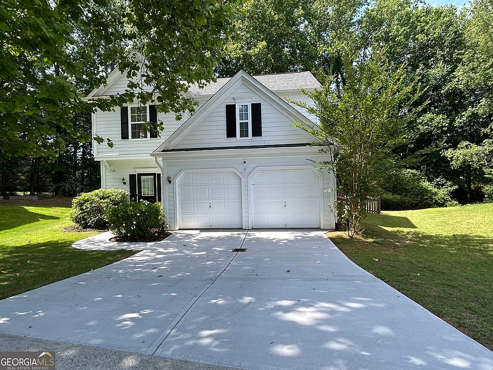 1st image of 665 Arncliffe Ct