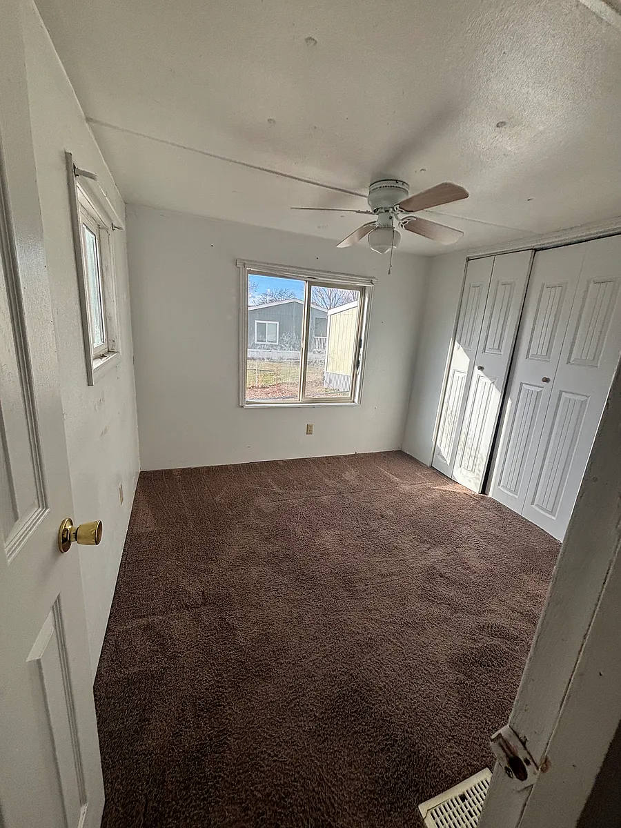 Building Photo - 1550 Yellowstone Ave #102