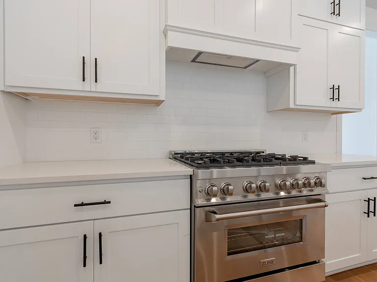 1316 S College Ave — Photo 8