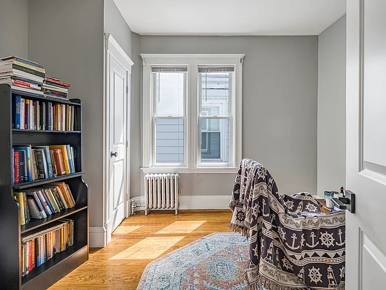 37 Harbor View St #3L — Photo 9