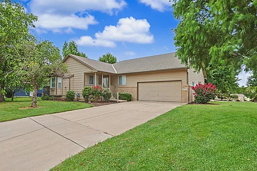 2316 N Shefford Cir Photo 1