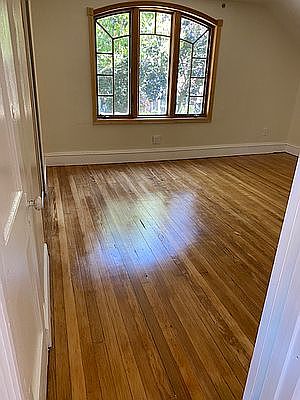 3rd image of 1369 E 51st St #1