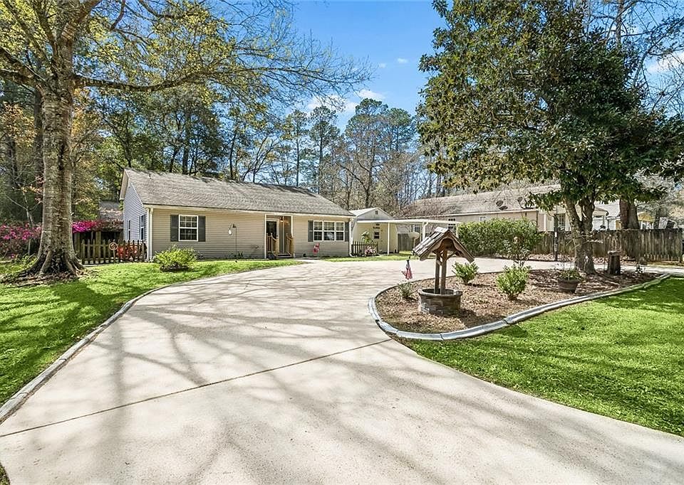 1st image of 1404 Lotus Rd