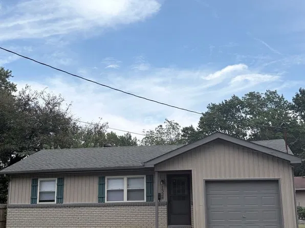 1324 S Estate Ave, Springfield, MO 65804