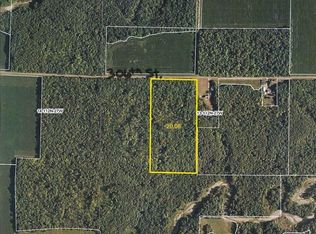 306th St, Henderson, MN 56044