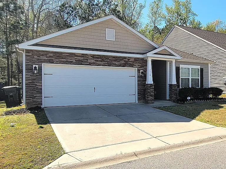 2035 Chipmunk Ln — Photo 7