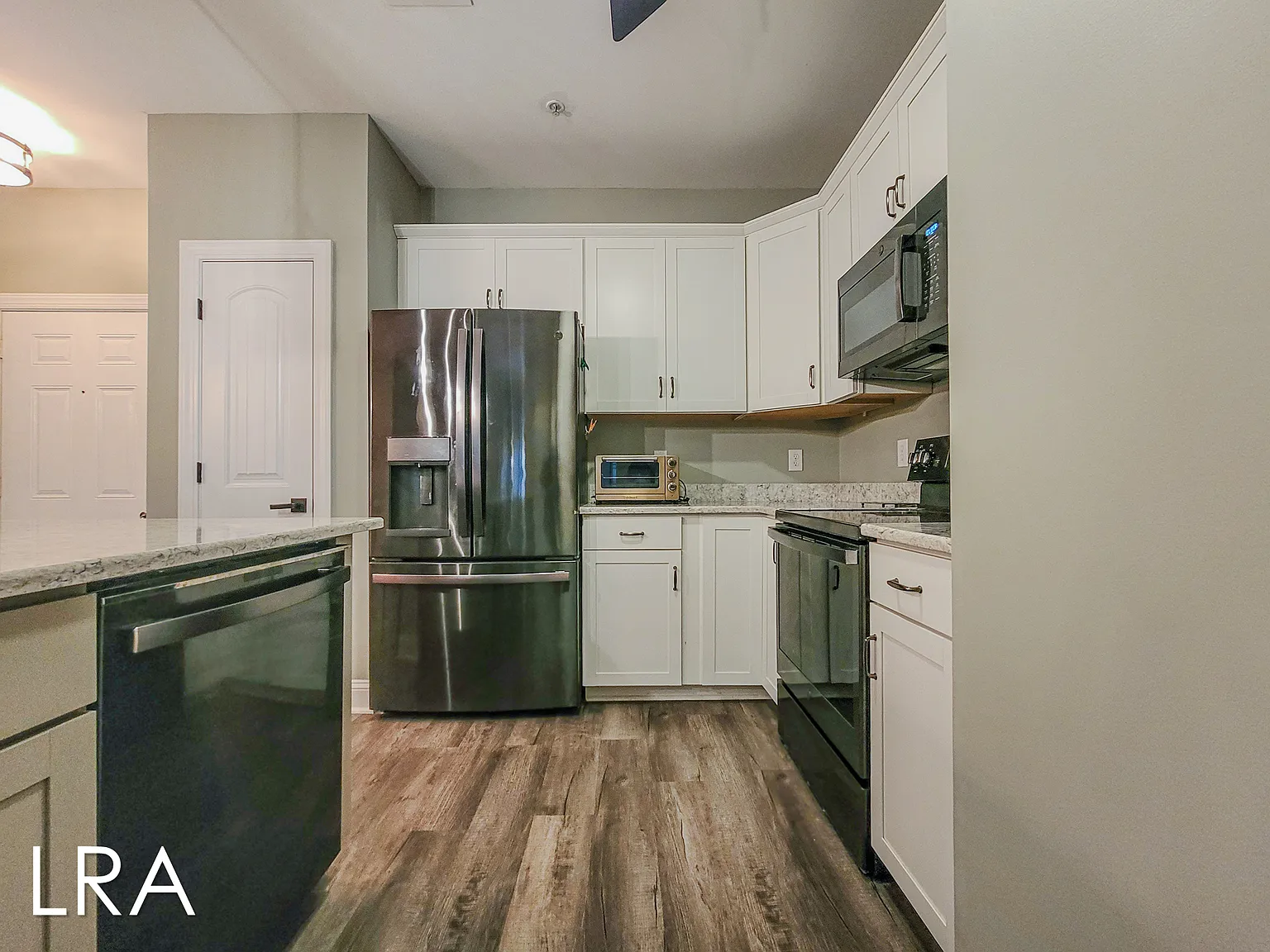 2 bed, $1,995 — Photo 3