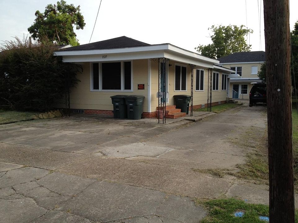 1st image of 1127 4th St