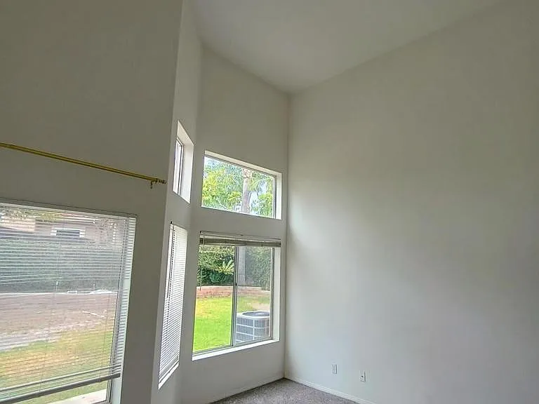1405 La Culebra Cir — Photo 27