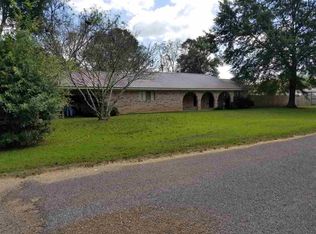 308 Riley St, Newhebron, MS 39140