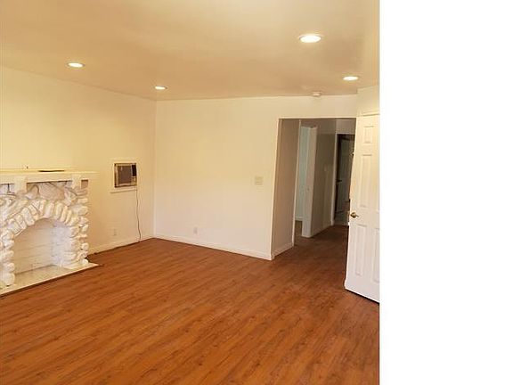 3rd image of 231 E Monterey Ave