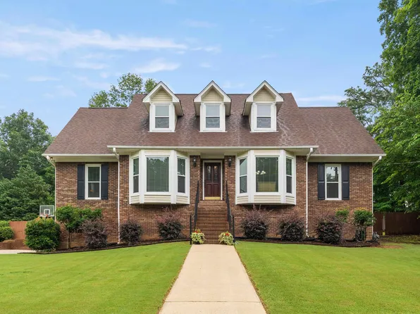 106 Newgate Rd, Alabaster, AL 35007