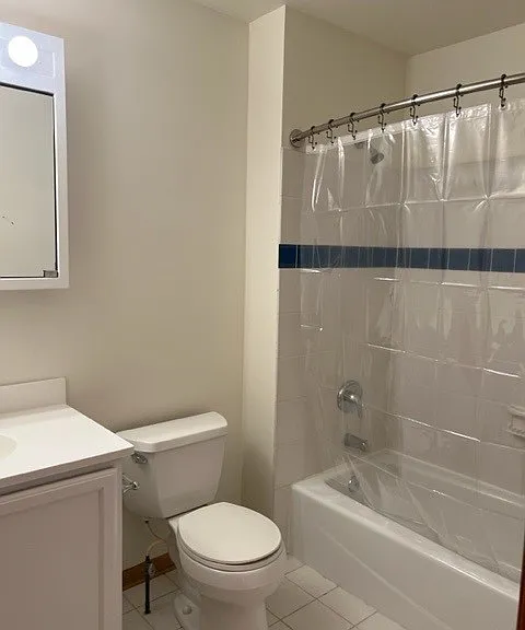 2135 Derby Ct — Photo 9
