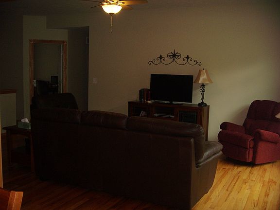 4th image of 9031 Berg Dr