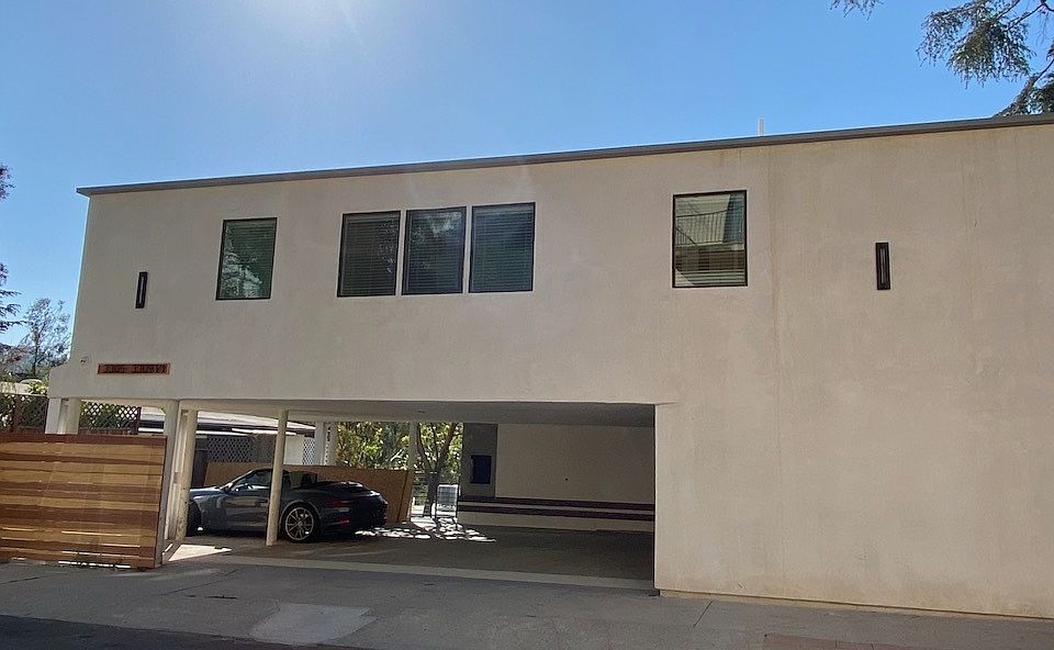 1st image of 3305 Primera Ave #3307
