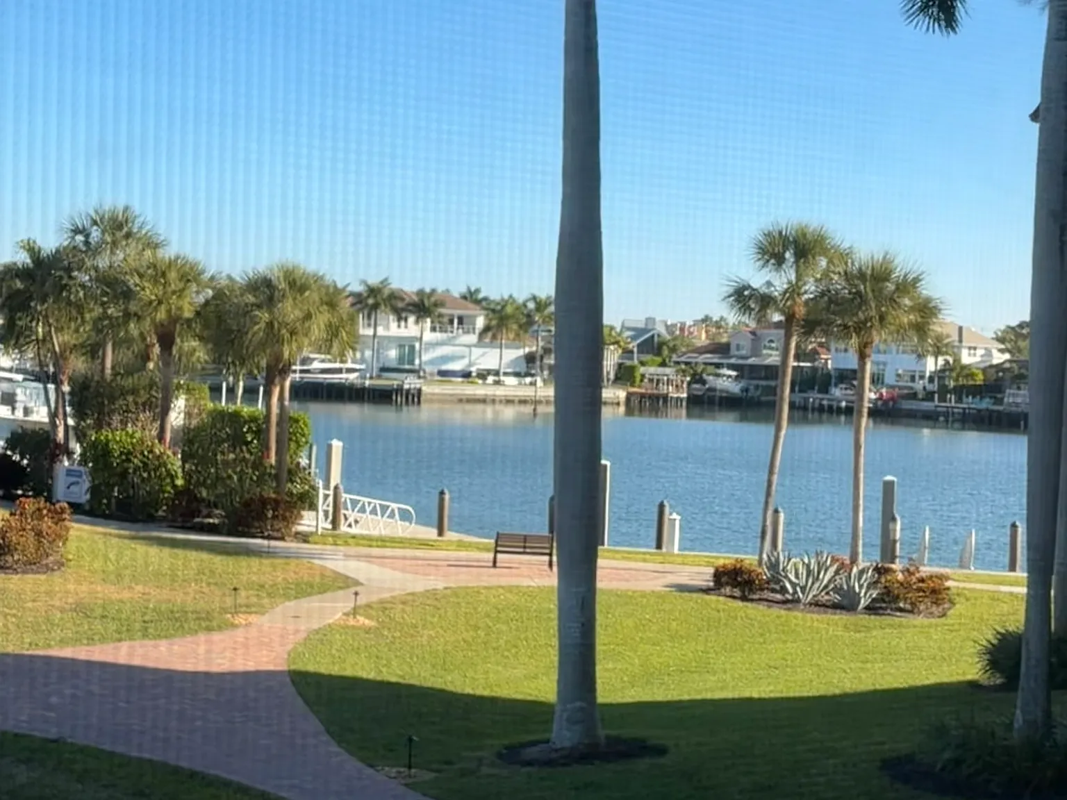 2 bed, 1054 sqft, $6,500 — Photo 1