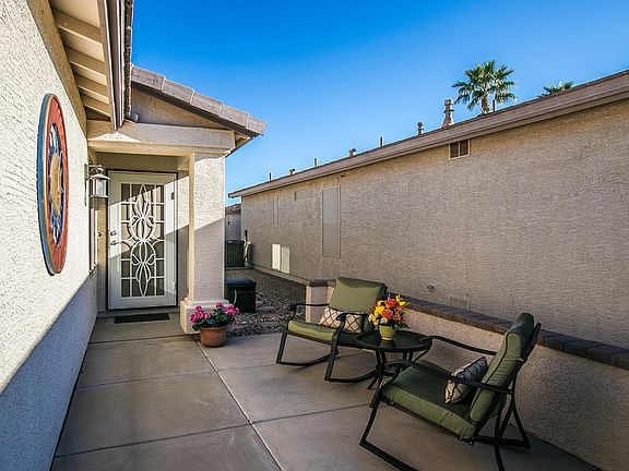 3rd image of 3444 E Bellerive Pl