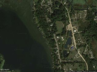 322 Lakeside Dr, Delton, MI