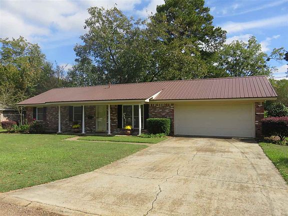 2nd image of 164 Belaire Dr