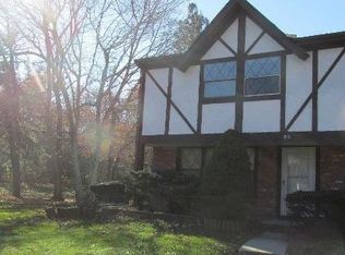 3 Independence Ct, Ridge, NY 11961