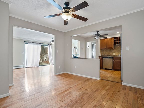 5th image of 141 Essex St APT D8