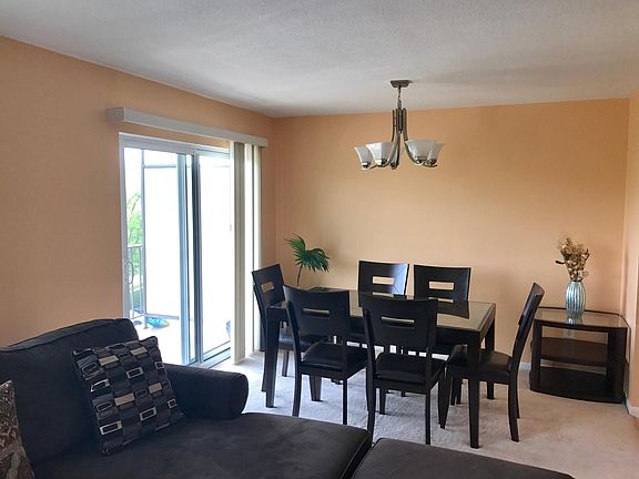 2nd image of 1121 University Blvd W #60X