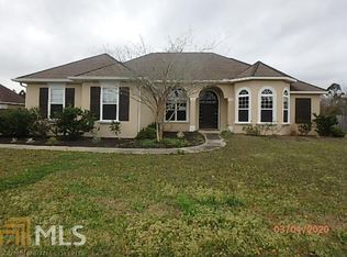 206 Lakes Dr, Brunswick, GA 31523