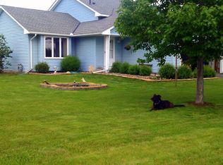 12390 Stoneridge Rd, Dayton, MN 55327