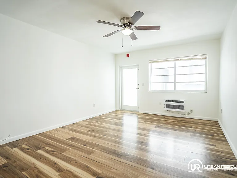 1120 Euclid Ave #9 — Photo 10