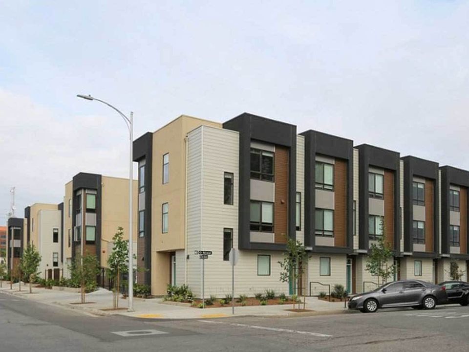 17th Place Townhomes 1001 18th St Bakersfield CA Zillow