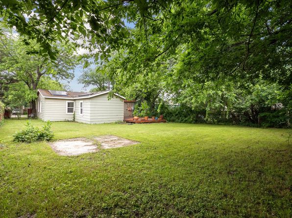 312 Willow St, Hurst, TX 76053