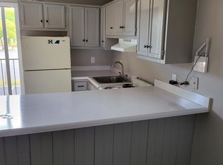 337 10th Avenue Dr NE #103, Hickory, NC 28601